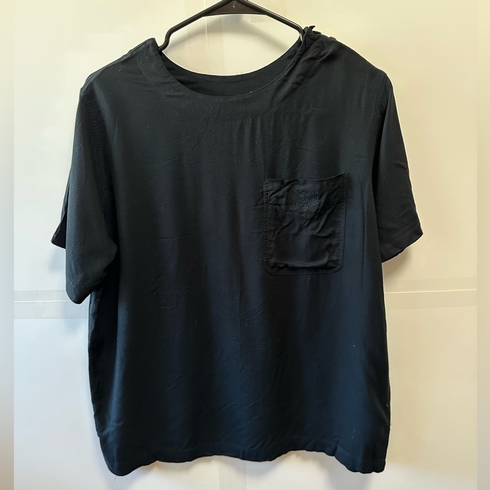 Vintage Hunters Run black button top tee